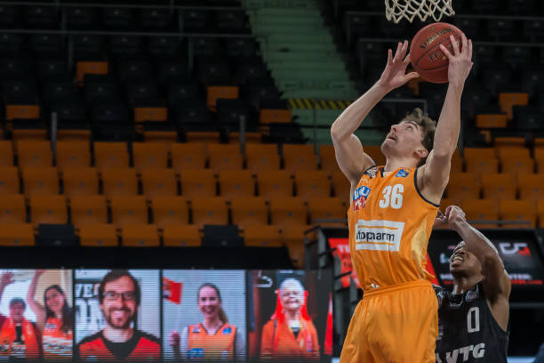 克瓦拉茨赫 克瓦拉茨赫